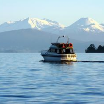Taupo - lake cruise
